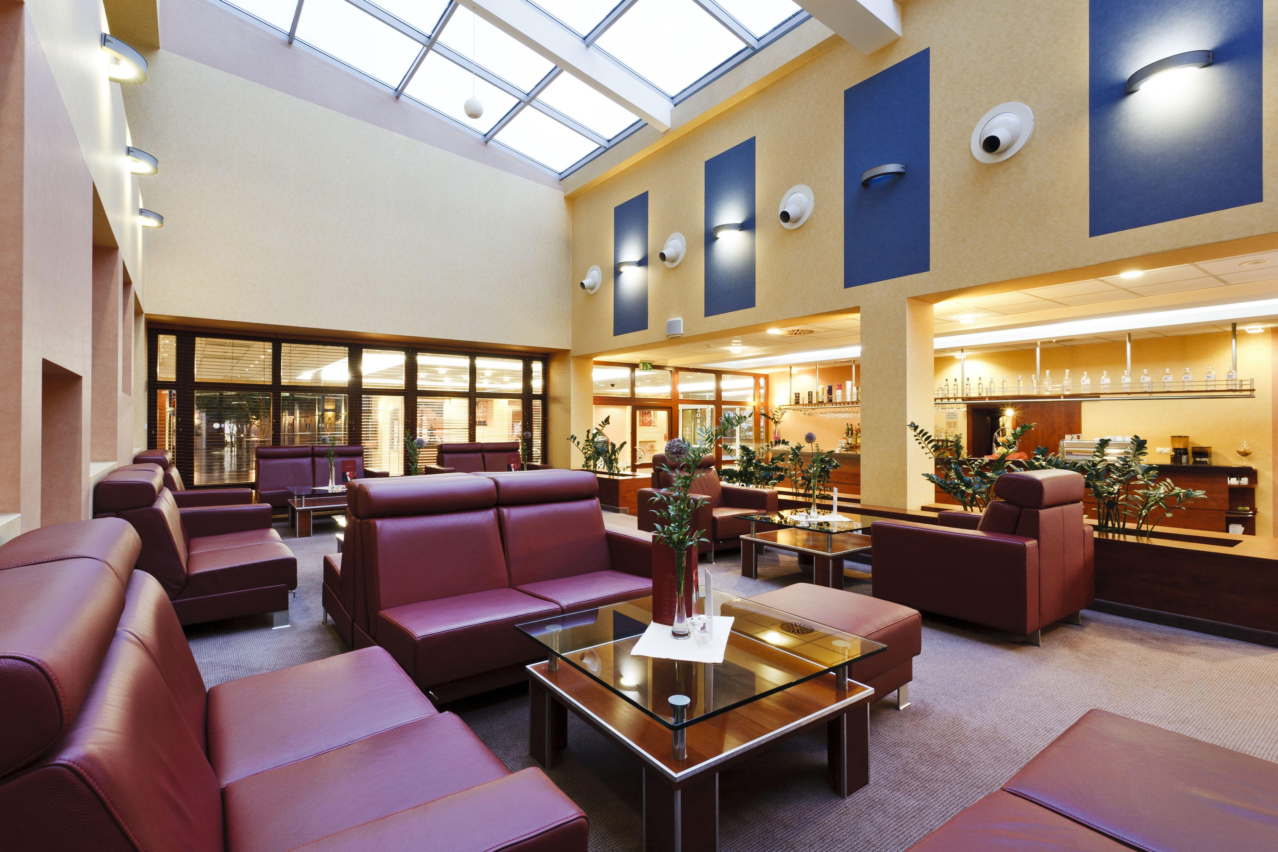 Qubus Hotel Легница Экстерьер фото