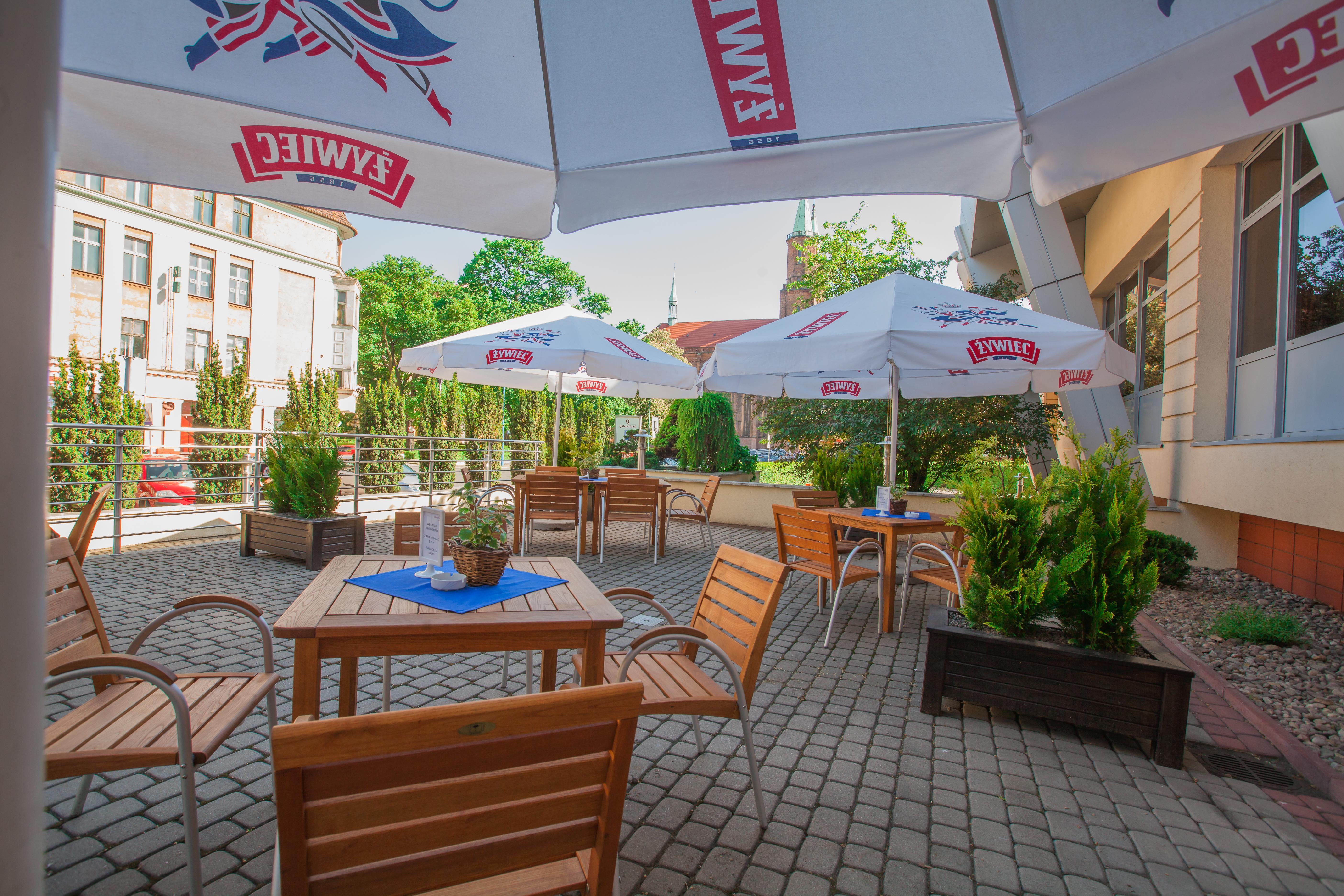Qubus Hotel Легница Экстерьер фото