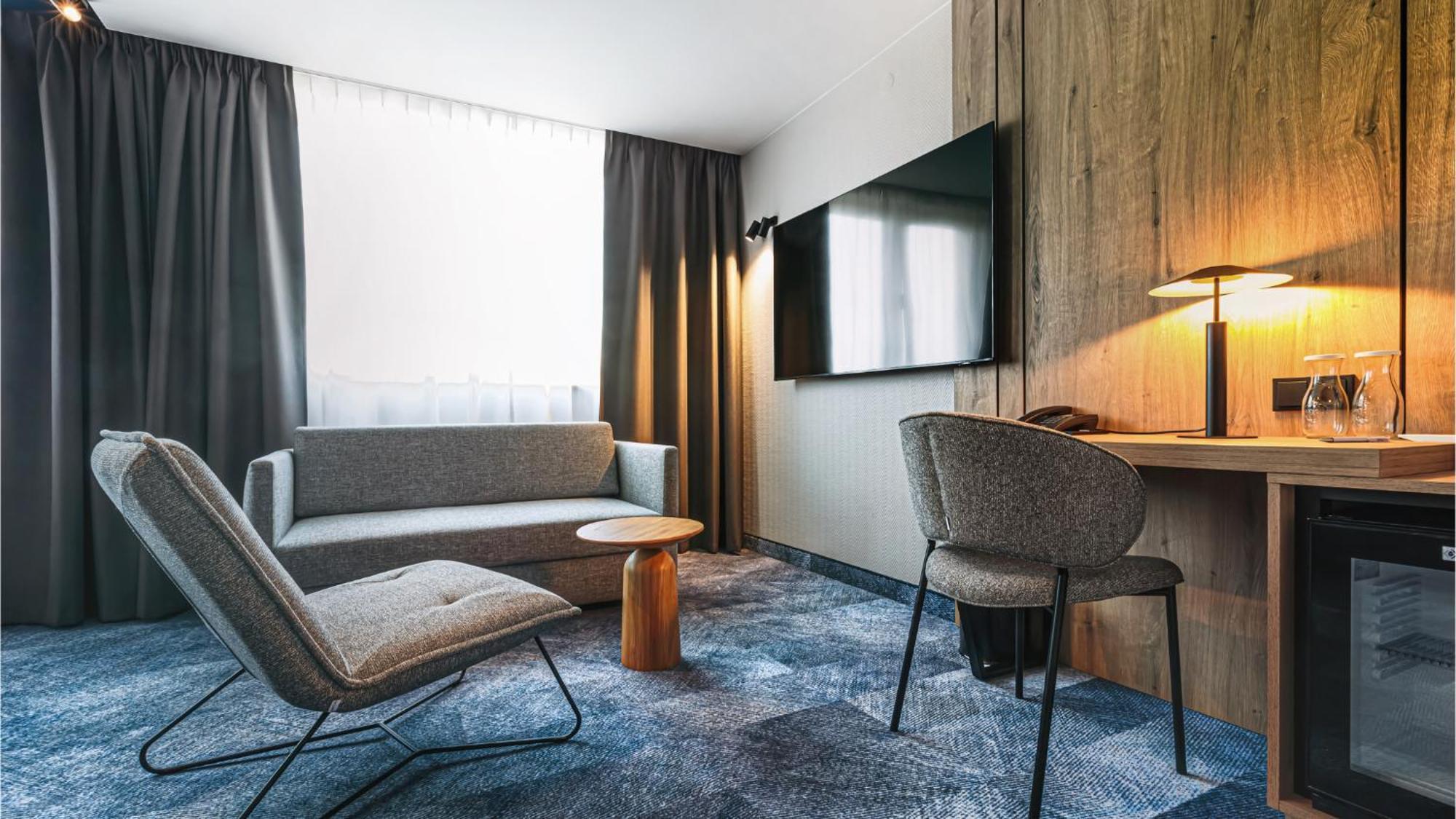 Qubus Hotel Легница Экстерьер фото