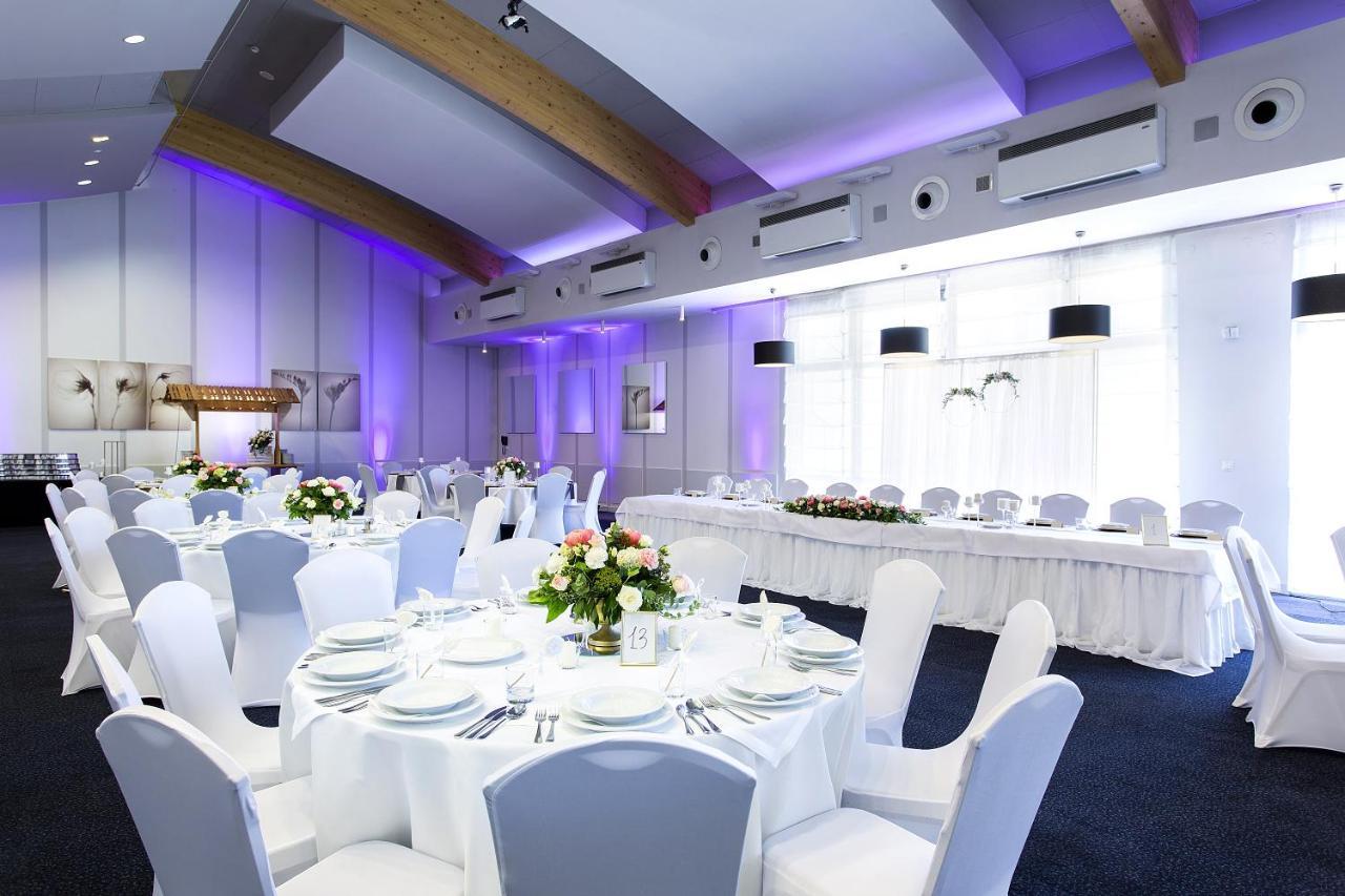 Qubus Hotel Легница Экстерьер фото